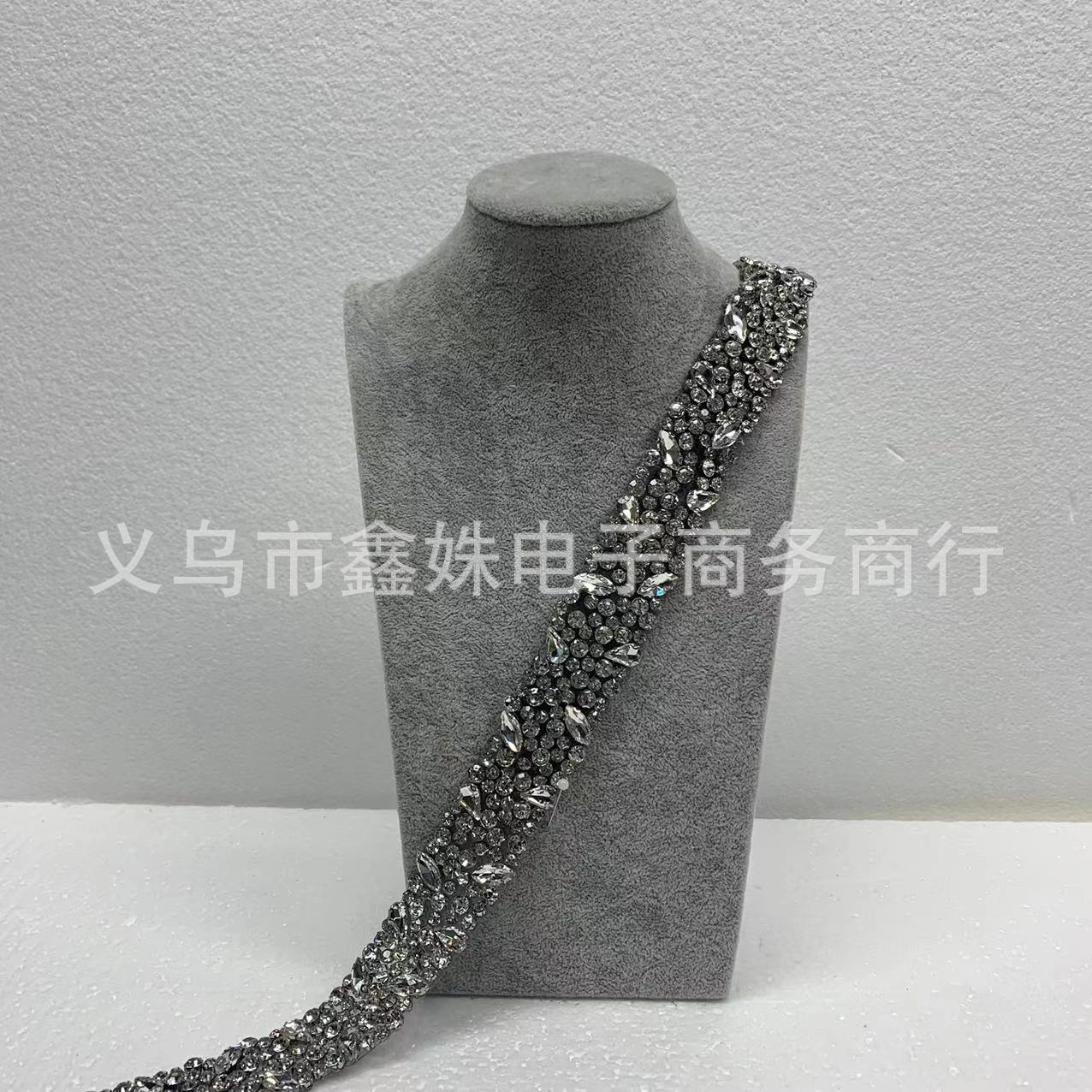 Factory direct sales of firmly adhesive back-pressed diamond chain clothes, clothing accessories and accessories pic 1