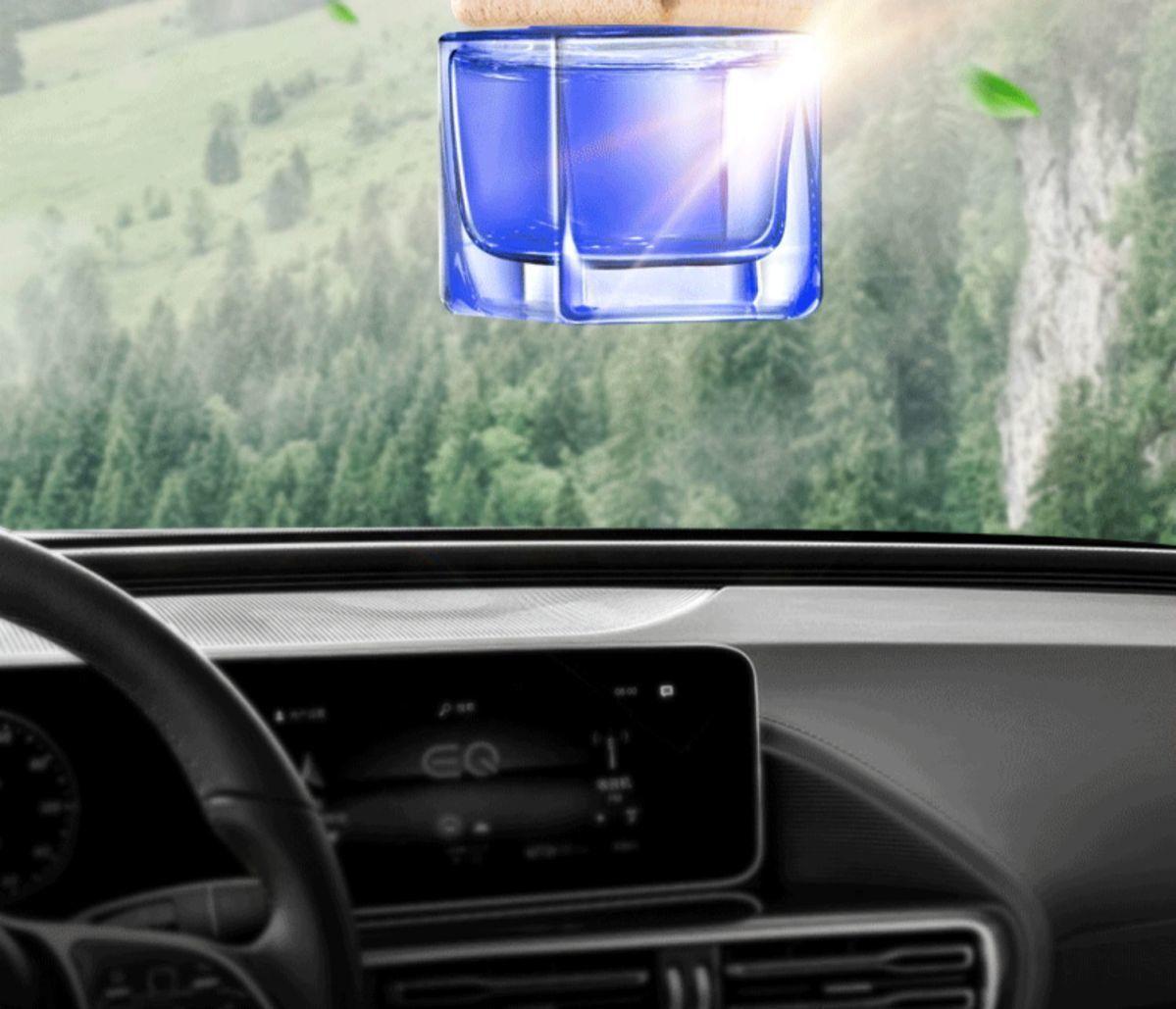 新款跨境车载挂绳香水瓶淡香香薰挂件汽车内饰用品详情3