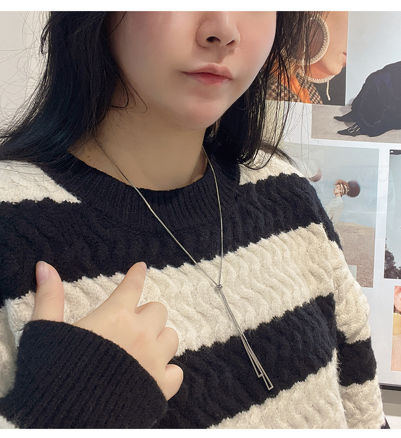 钛钢三角项链女抽拉可调节气质高级感毛衣链小众不掉色锁骨链配饰详情9