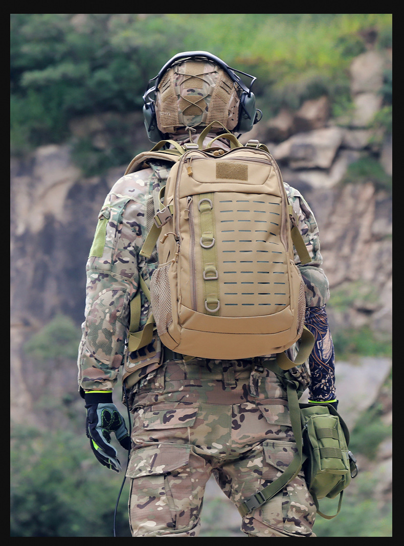跨境工厂户外多功能战术防水背包特战应急徒步旅行登山迷彩双肩详情19