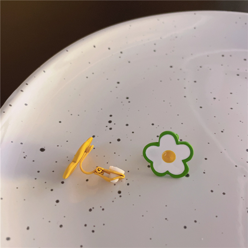 S925 Summer Hyuna style soft girl Fresh lacquered oil Drop petal earrings and stud earrings Trendy ins Niche Versatile earrings pic 15