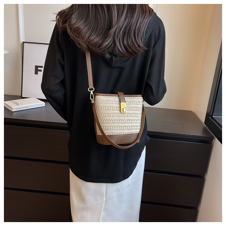 This 2023 new, niche design crossbody bag for women is a versatile and high-end hand-held bucket bag for summer pic 22