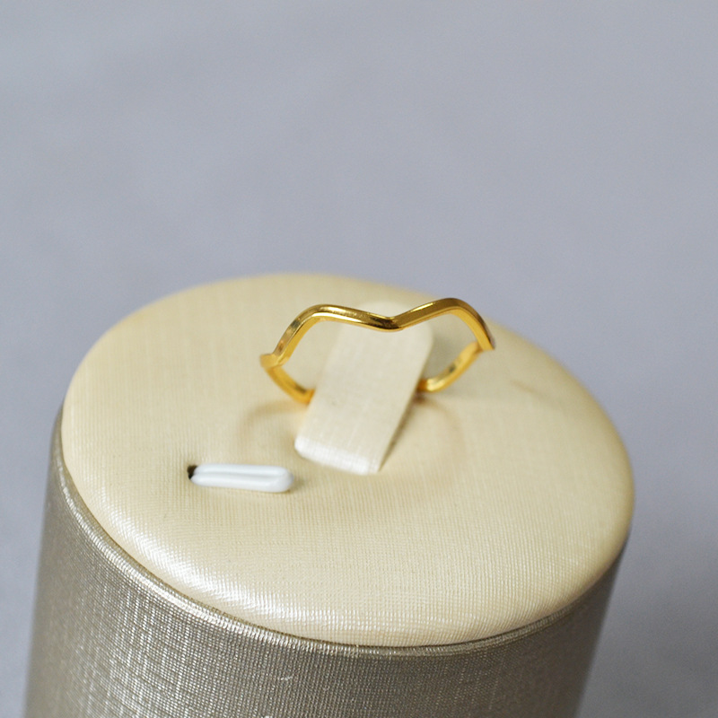 日韩简约素圈波浪曲线黄铜镀金INS风纤细叠带时尚个性戒指食指戒详情9