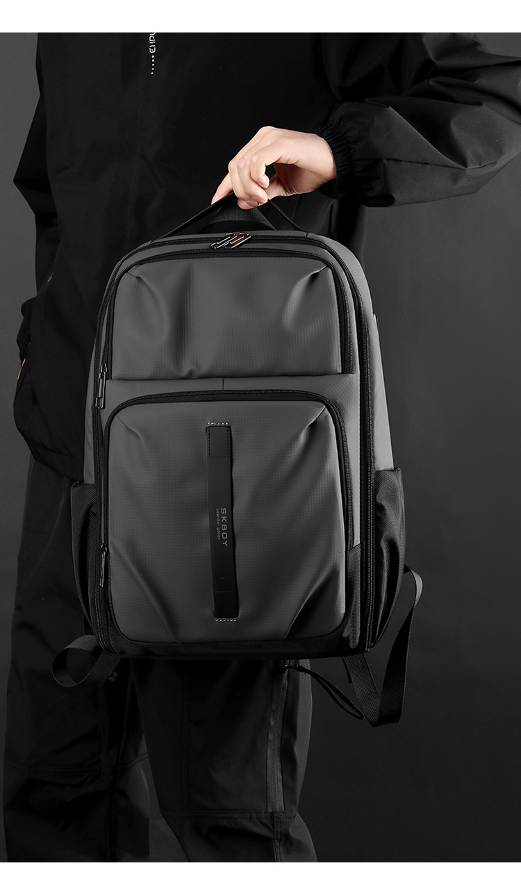 新款背包时尚双肩包商务通勤笔记本电脑包轻便休闲大容量17寸背包详情25