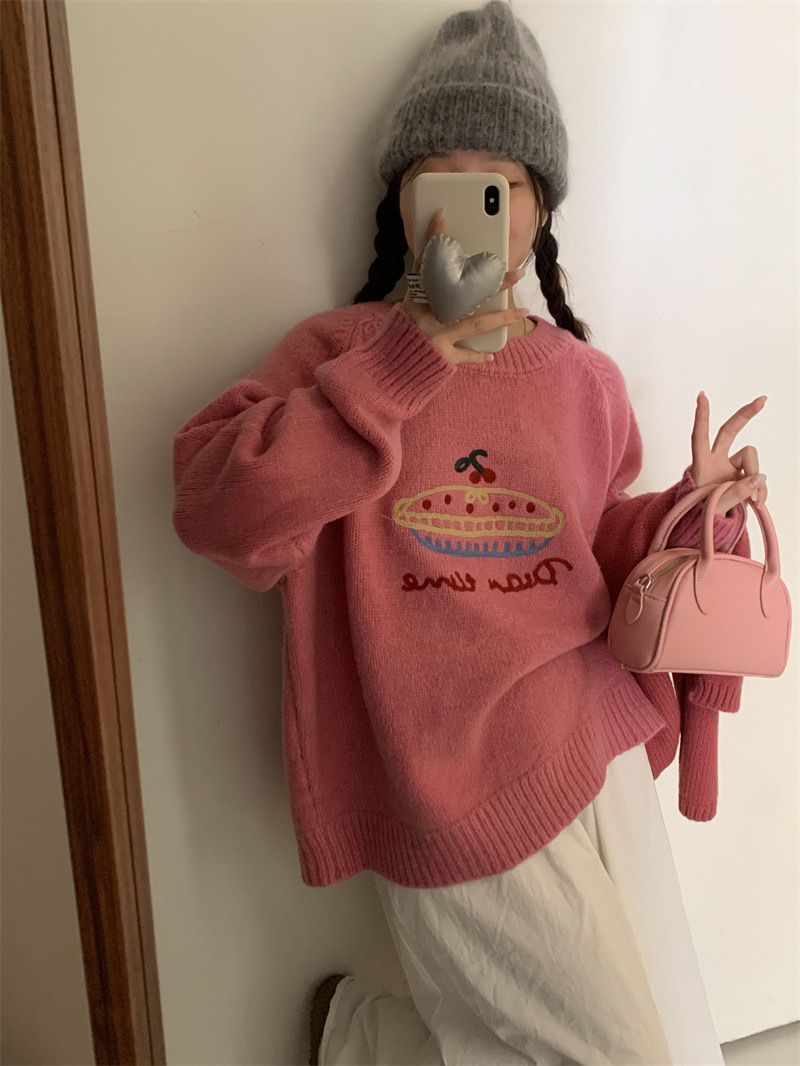 New gentle cake round-neck embroidered sweater for women in autumn and winter, Korean cartoon style, youthful and versatile knitted sweater for women in autumn pic 13