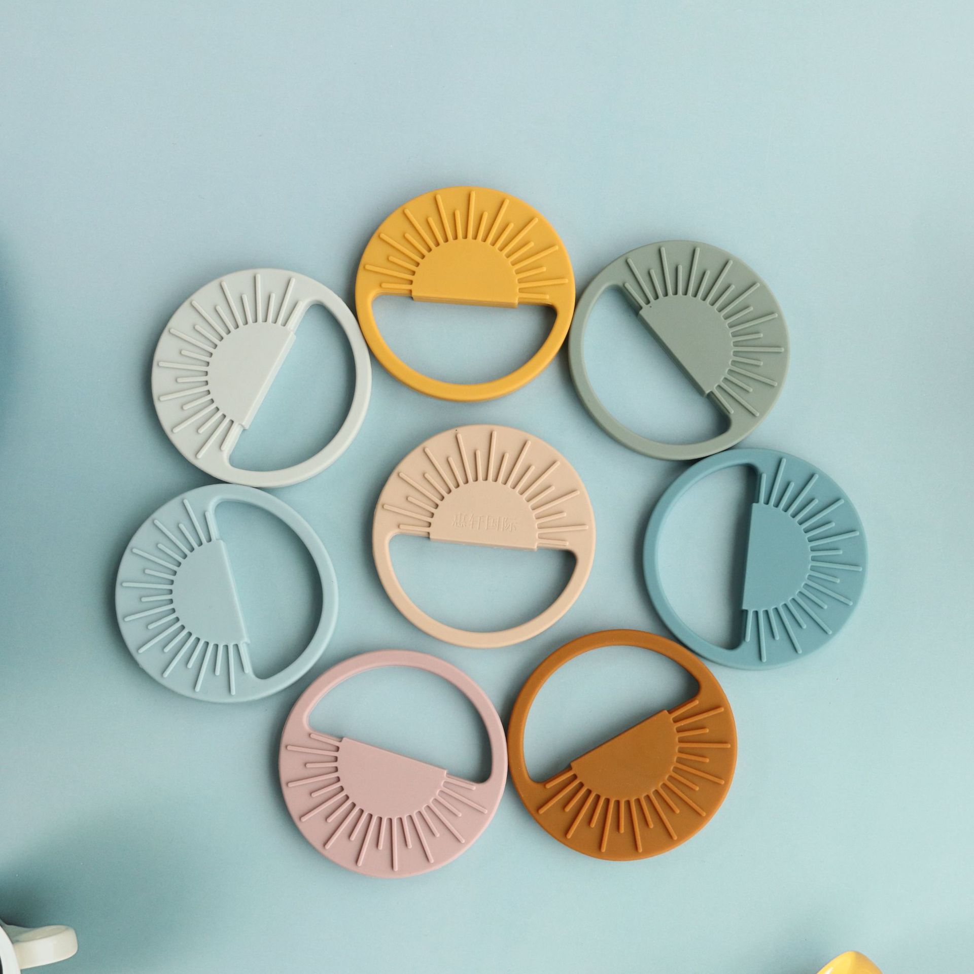 食品级硅胶婴儿牙胶玩具宝宝咬咬胶磨牙太阳牙胶磨牙棒锻炼咀嚼详情4