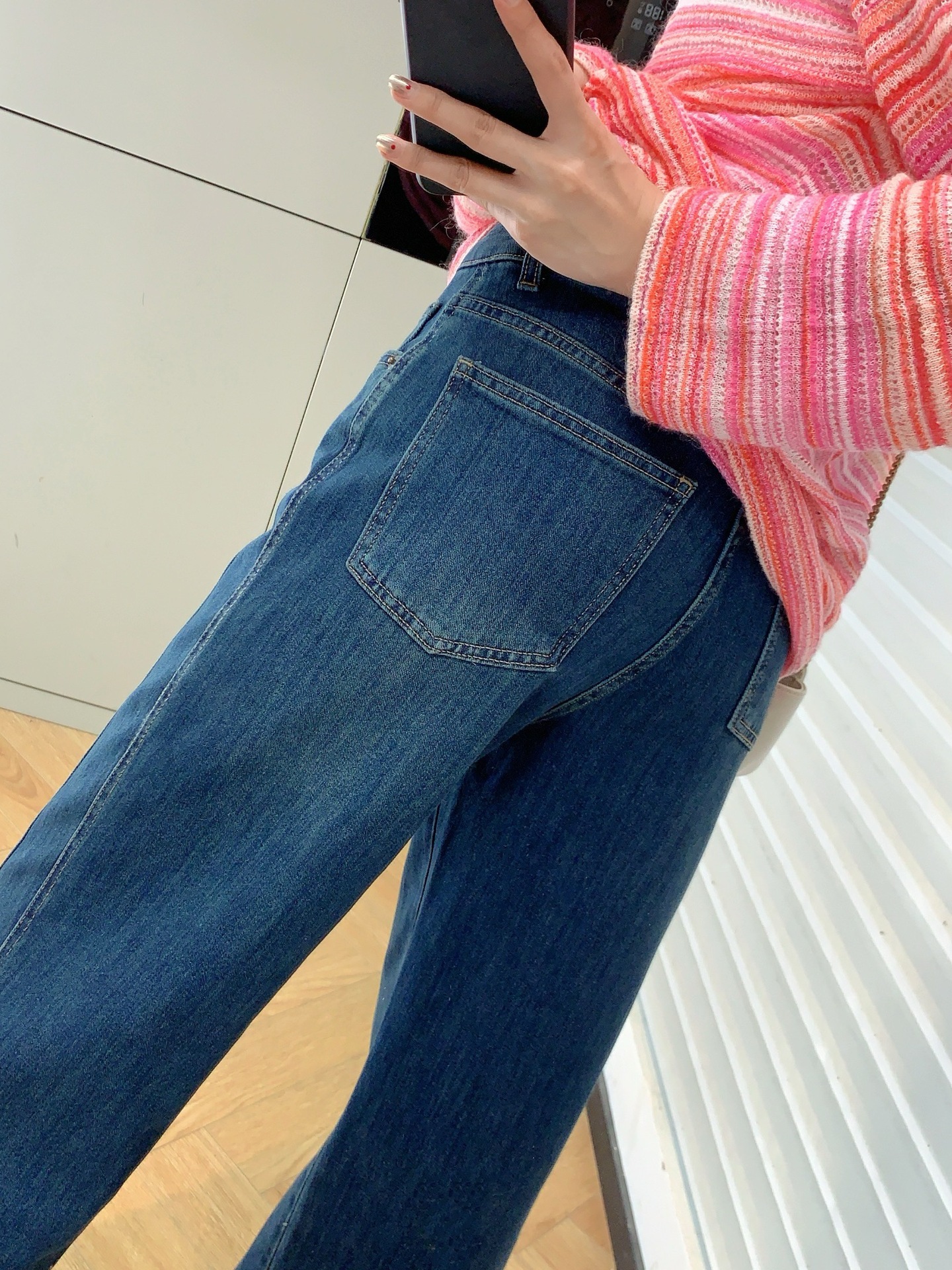 复古时髦高腰斜裁宽松显瘦百搭弹力直筒宽松微喇叭牛仔裤G031612详情3