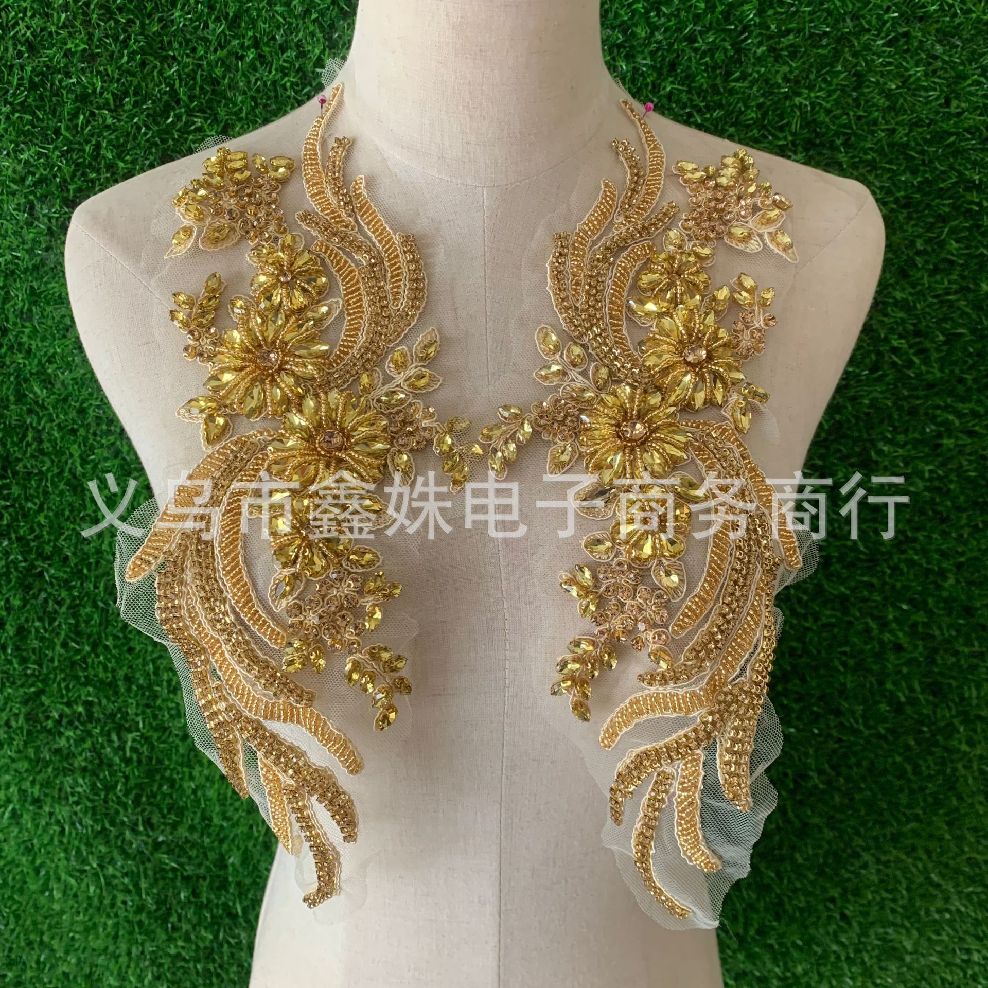 Wholesale beaded crystal dresses, corsets, water diamonds, phoenix tail decals pic 1