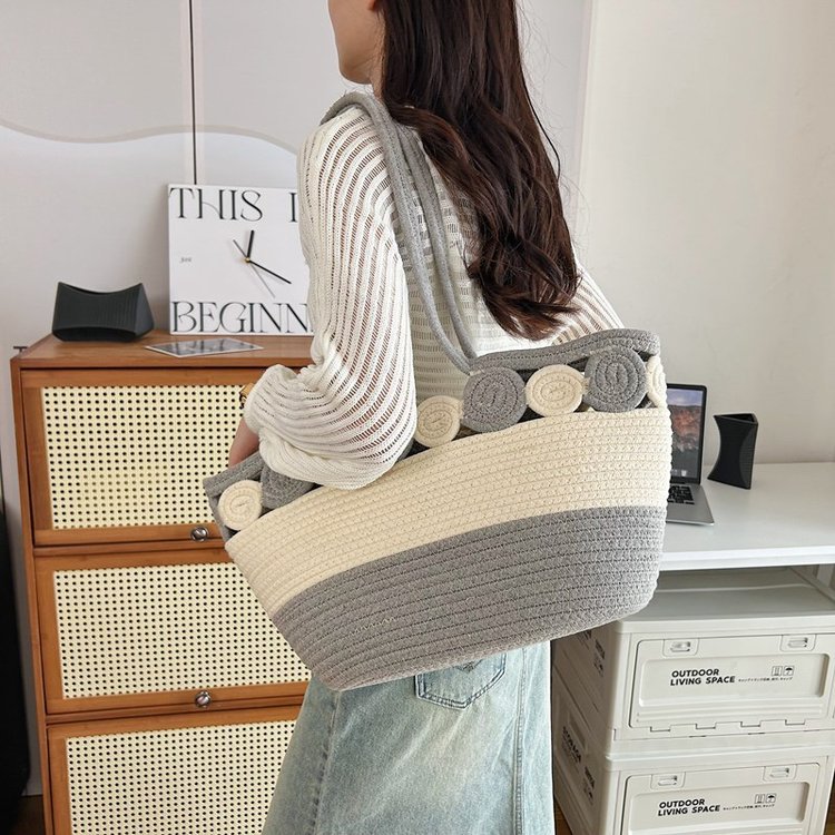 2024新款菜篮子沙滩包女士单肩腋下包韩版编织水桶包小众设计详情11