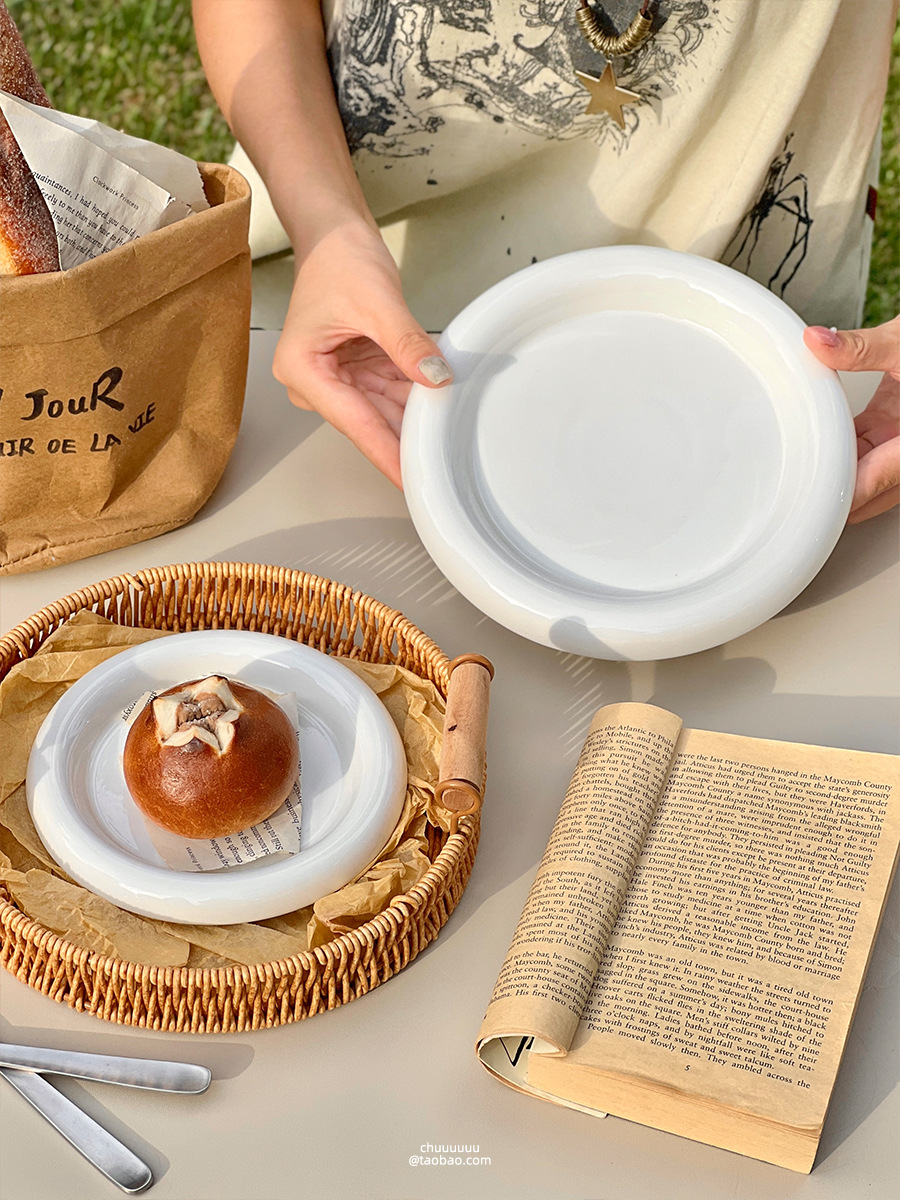 简约风陶瓷盘子网红胖嘟嘟餐具高级感碟子熊盘早餐盘蛋糕盘甜品盘详情19