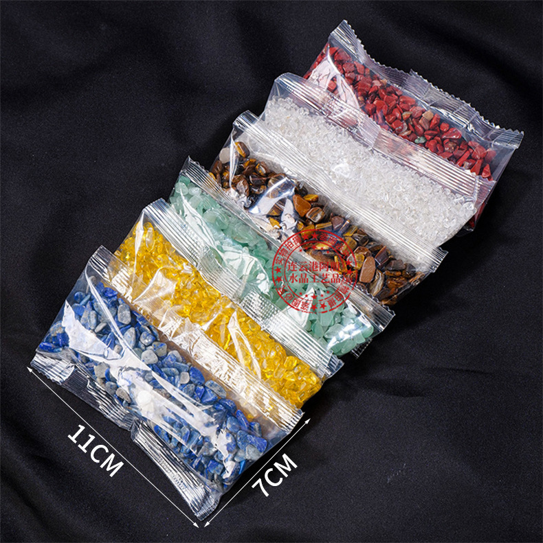 天然透亮白水晶碎石白水晶消磁石东海水晶手链净化供佛散装碎石详情4