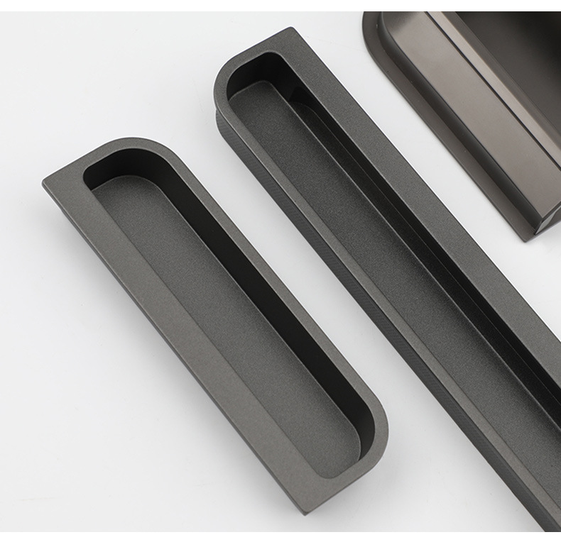 The black invisible handle of the tatami is embedded with the drawer handles of the cabinets and wardrobes. The sliding door is equipped with a golden concealed embedded handle pic 74