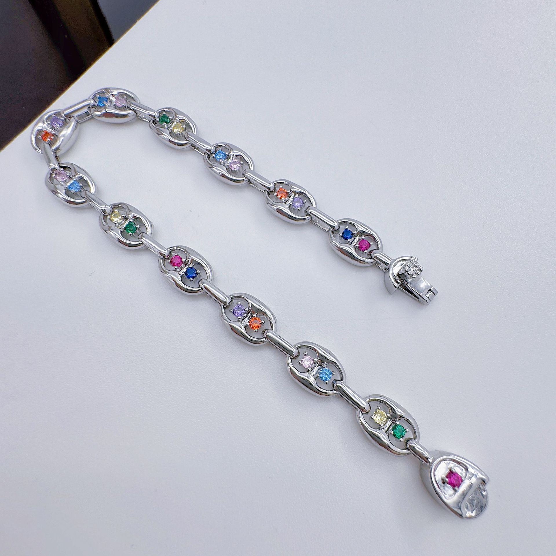 Celeste orfebrería europa y Estados Unidos zircon pulsera moda micro insertos de color 100 accesorios para mujeres de alta calidad sentido accesorios fábrica al por mayor pic 11