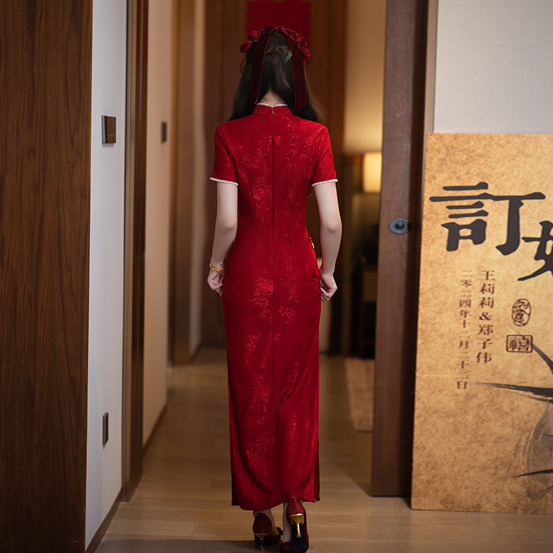 The 2025 new style of Chinese-style bride's toasting dress and engagement return dress with a high-end and stylish red embroidery pic 29
