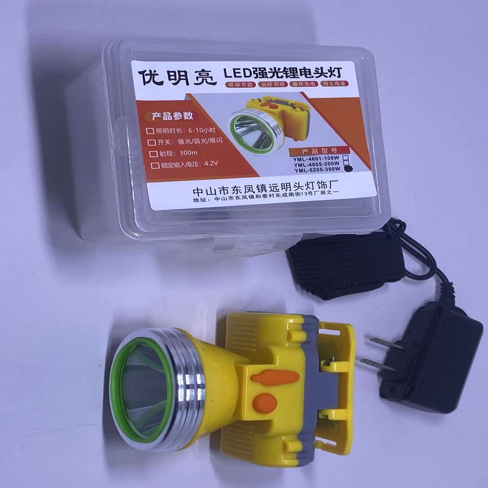 Small tactical high-intensity flashlight with battery, portable outdoor lighting pic 7