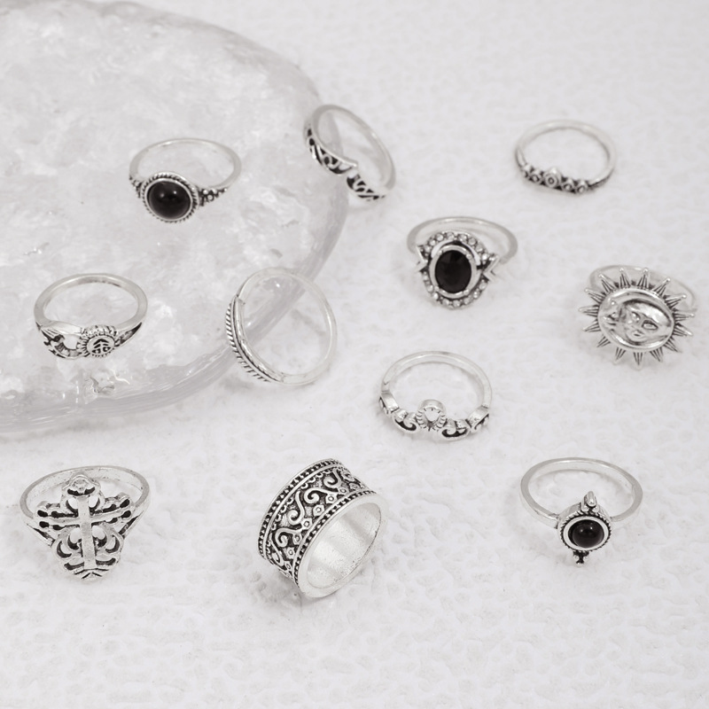 跨境时尚首饰 复古雕花太阳羽毛十字架黑色宝石戒指多件套装组合详情6