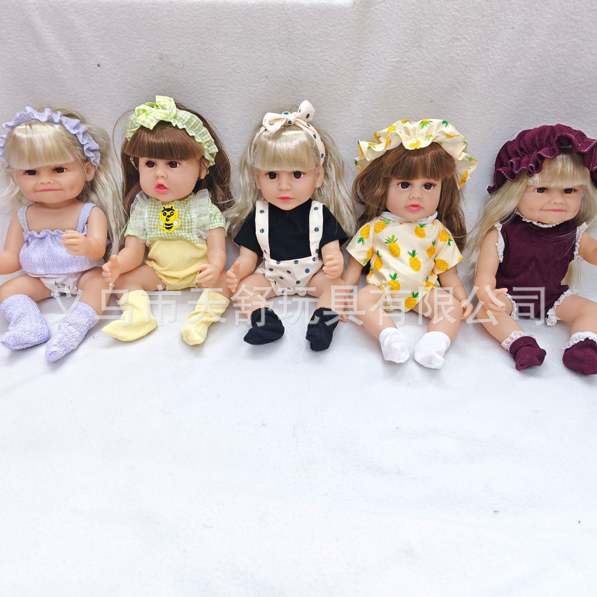 跨境热销30厘米可爱仿真娃婴儿软胶玩具女孩重生娃娃安抚婴儿玩具玩偶详情3
