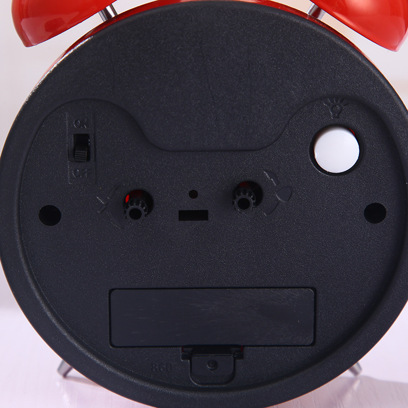 批发创意个性金属学生儿童卧室床头电池定时圆形数字刻度打铃闹钟详情5