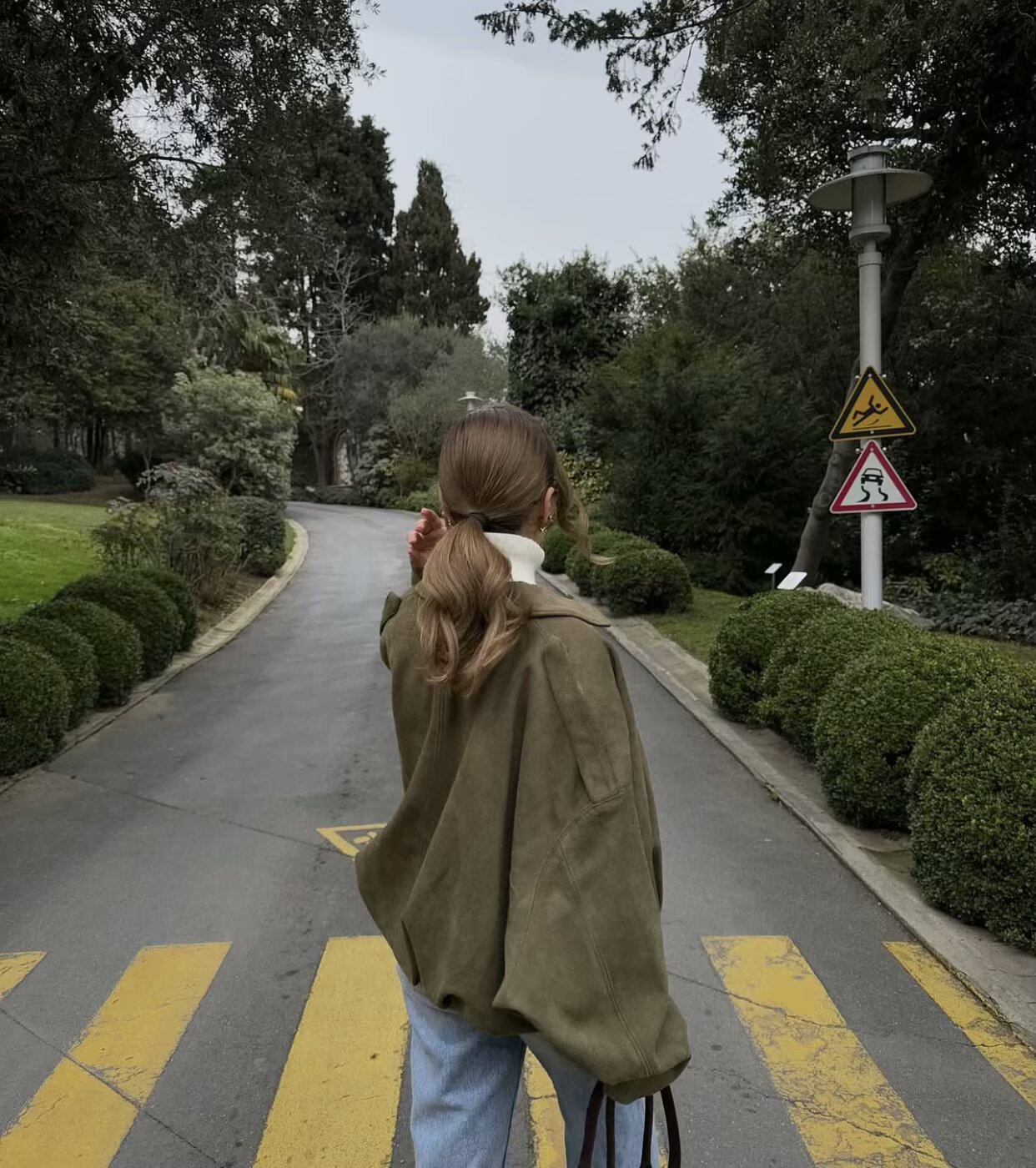 速卖通跨境批发欧美女装2025时尚飞行员夹克蝙蝠袖拉链休闲上衣详情12