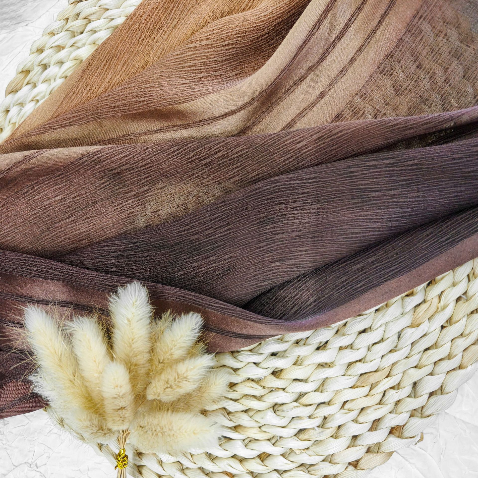 女式时尚百搭围巾头巾条纹褶皱设计渐变中东阿拉伯包头巾详情12