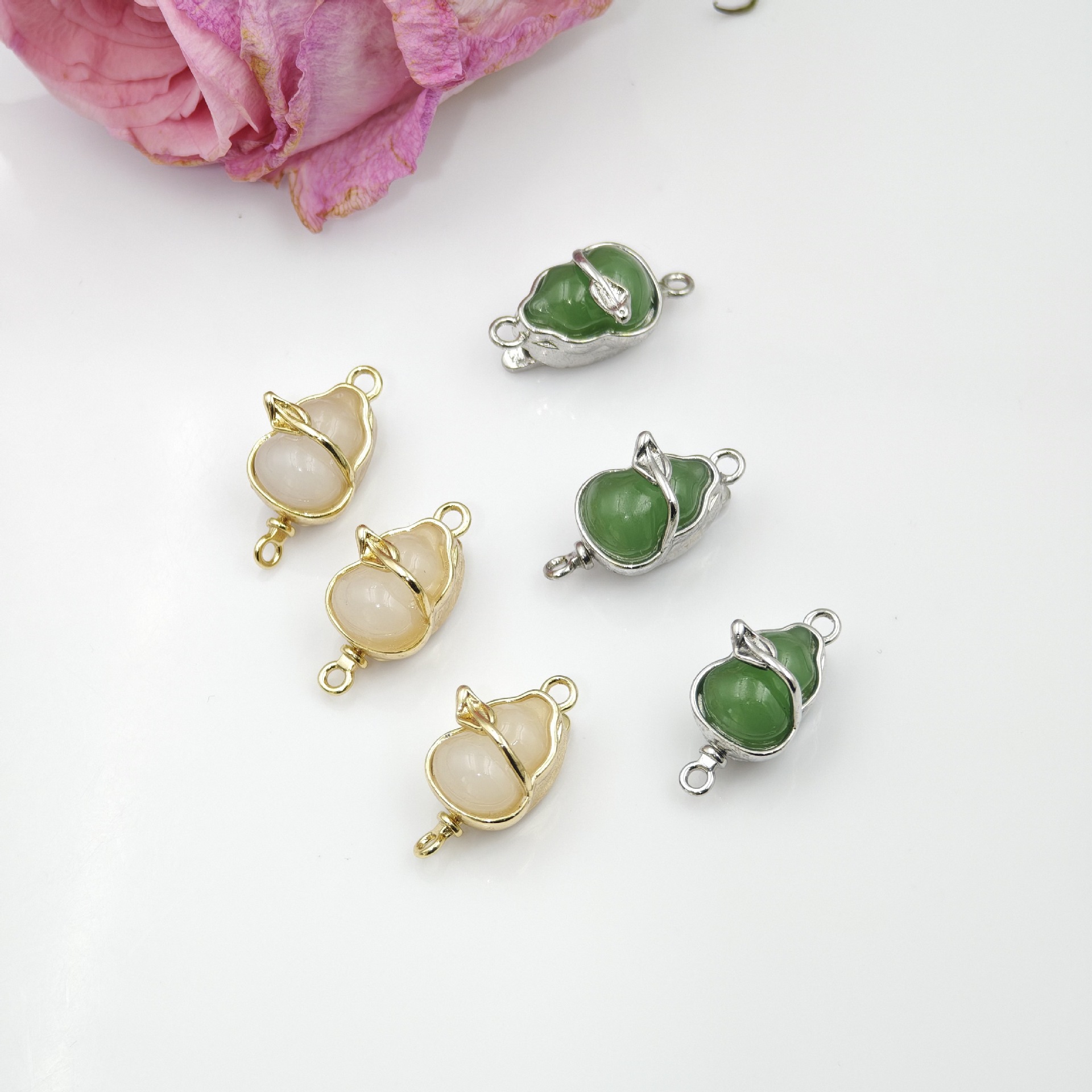 Retro oil paint-style flower intaglio clasp for jewelry accessories, simple and light luxury, vintage French oil-dripping clasp, high-end matching pic 7