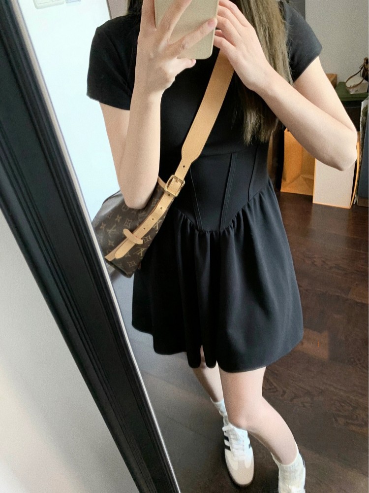 Black dress 2024 new style petite dress for women, design sense slimming, tea break French mini skirt pic 12