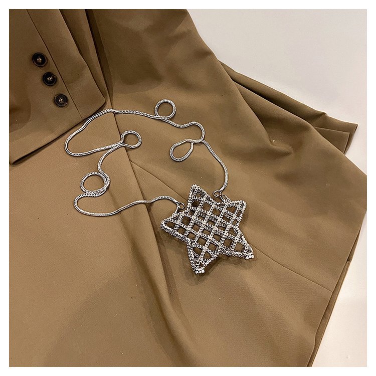 跨境2024夏新款小香风镂空金属星星包晚宴包单肩斜挎气质链条女包详情23