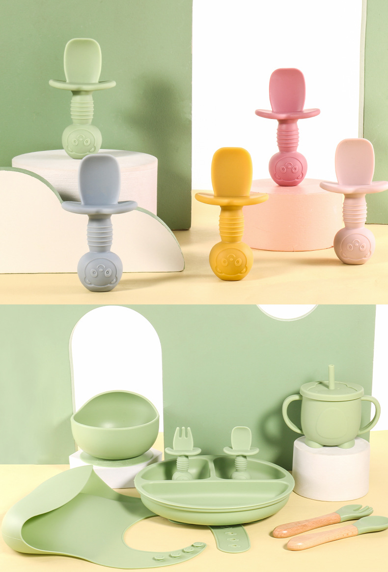 婴儿餐具套装硅胶一体式分格碗宝宝吸盘小熊造型辅食喂养餐盘叉勺套装详情18