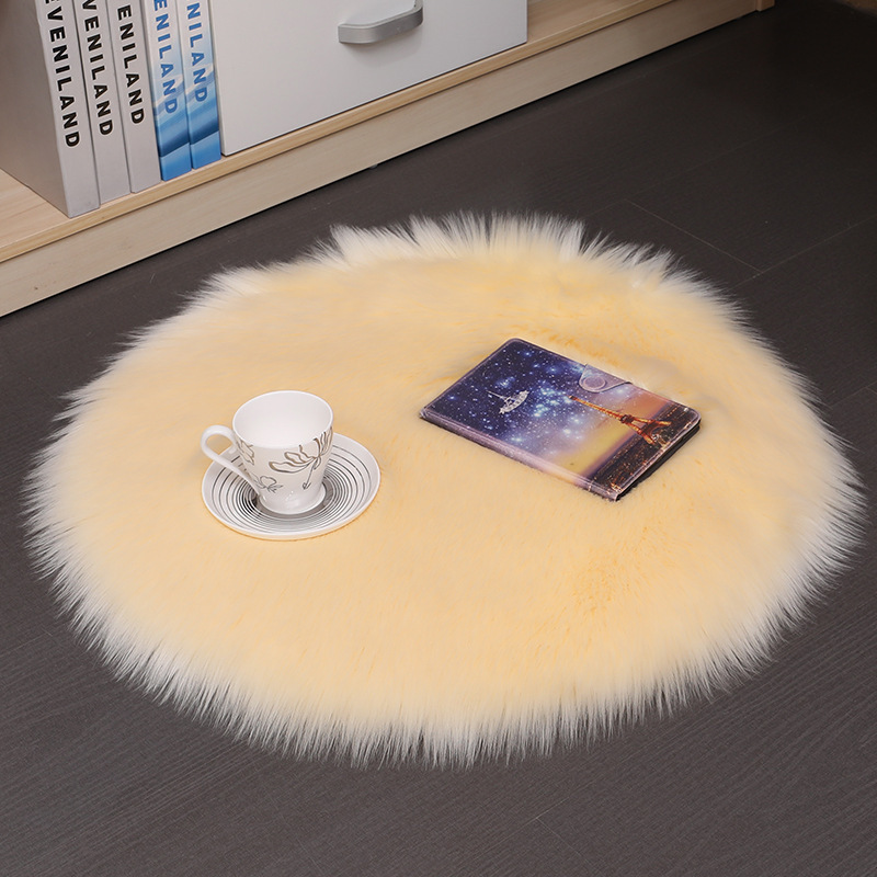 Cross-border factory direct sales and wholesale of imitation wool carpets, long plush, anti-slip, absorbent, comfortable and skin-friendly for living rooms and bedrooms pic 5
