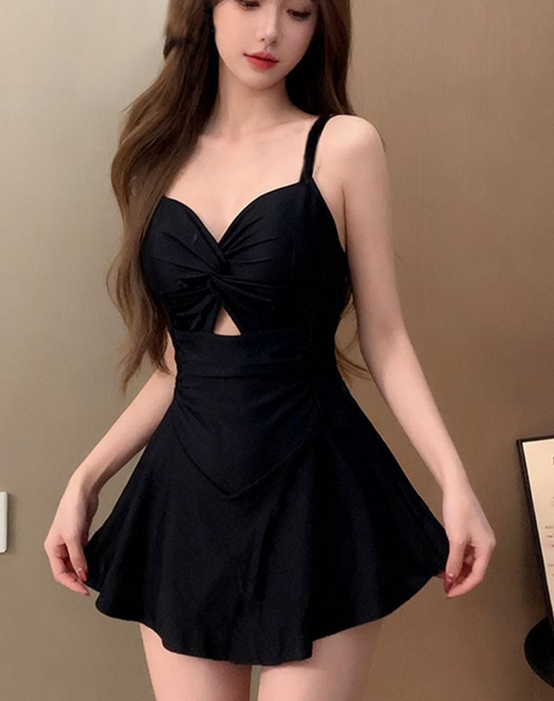 A new conservative one-piece swimsuit for women in 2026, which covers the belly and makes you look slimmer. Swimming women wear outer shirts to soak in hot springs. 125333 pic 11