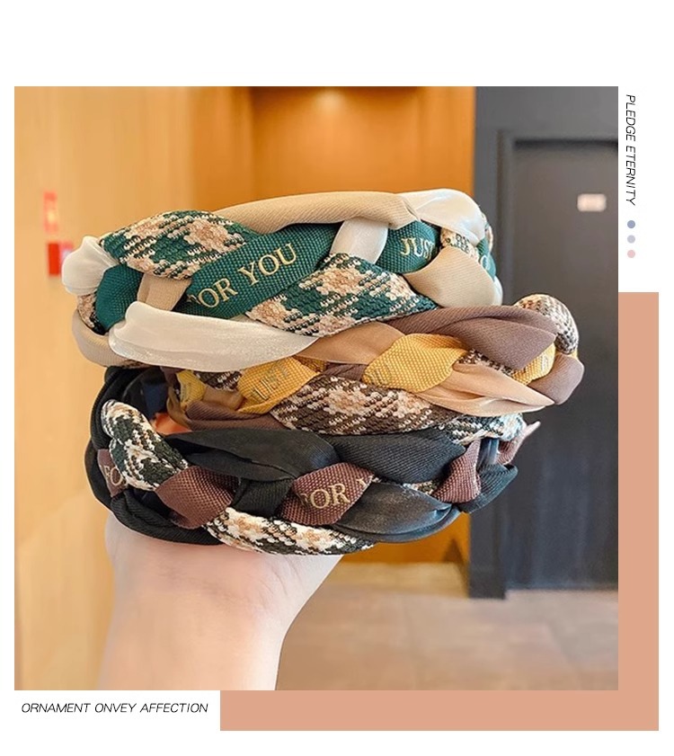 The black braided high-end hair band for autumn and winter is versatile and elegant. It features a high headband, hairpin, and Maillard brown hair accessory for women pic 27