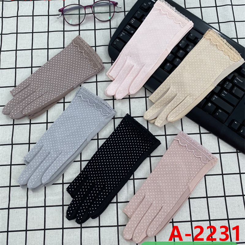 Wholesale of thin adult UV-resistant breathable full-finger gloves with anti-skating silk sleeves and exposed finger touch screens pic 12