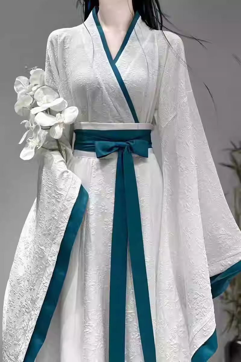 国潮-古装汉服女中国风魏晋交领宽松齐腰直裾襦裙国潮详情14