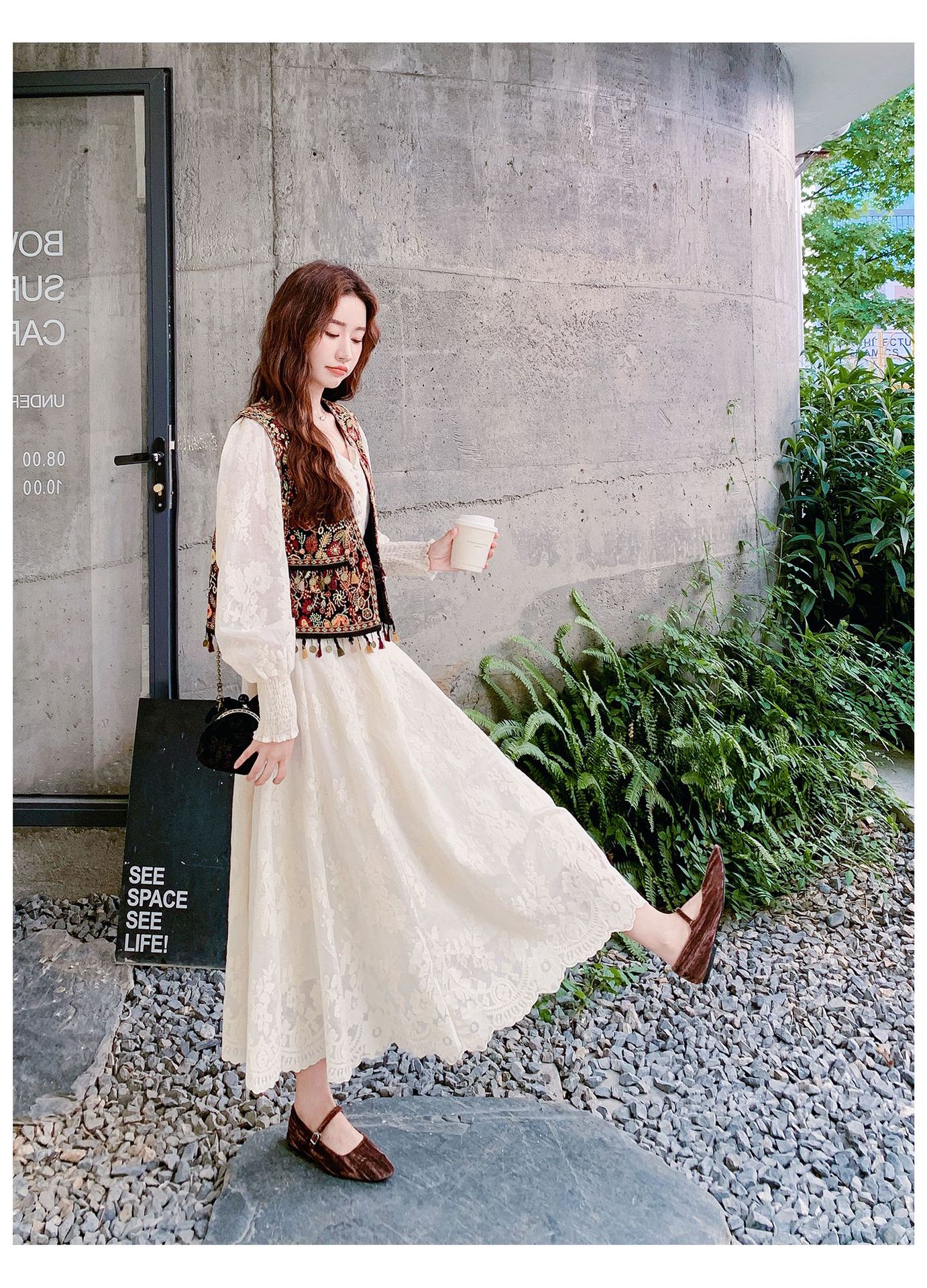 Real shot Bohemian fringed vest jacquard long dress two-piece set 2025 autumn collection lace patchwork V-neck dress pic 10