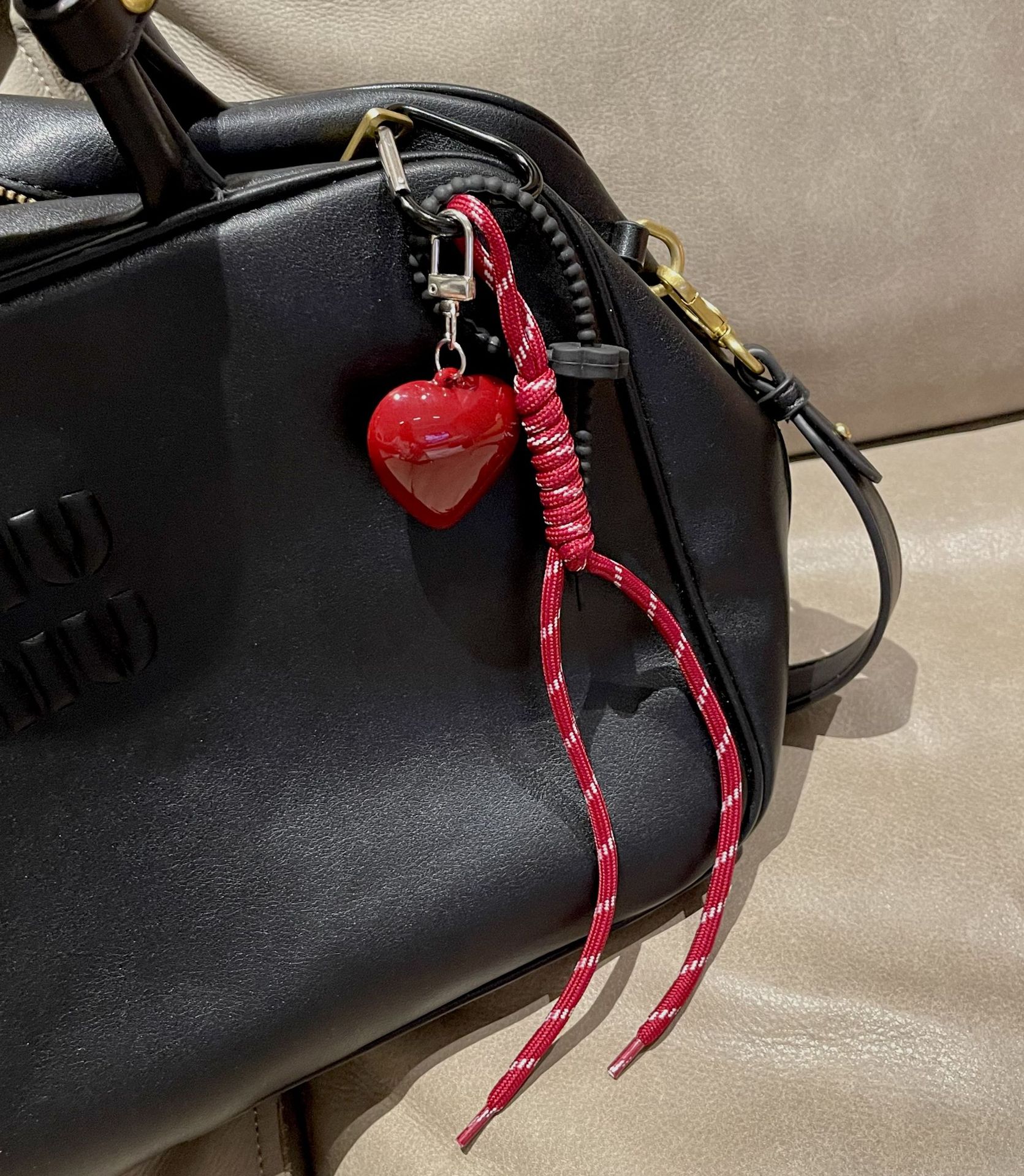 2024 New miu series style Angola Red large heart woven rope keychain pendant, bag decoration pendant, keychain pendant pic 3
