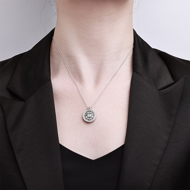 卓恒甄选通体s925银八宝罗盘吊坠圆形莲花编织项链纯银小红书爆款银饰批发详情6