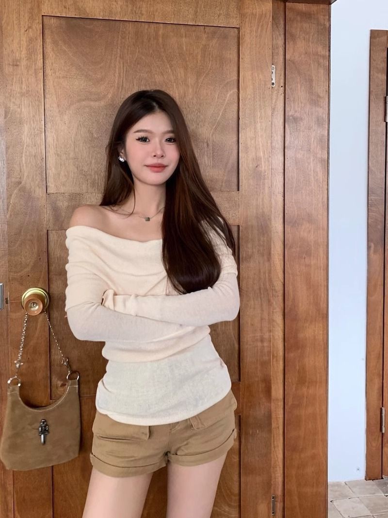 露肩一字肩上衣针织衫女秋装新款修身长袖红色漏肩黑色一字领毛衣详情11