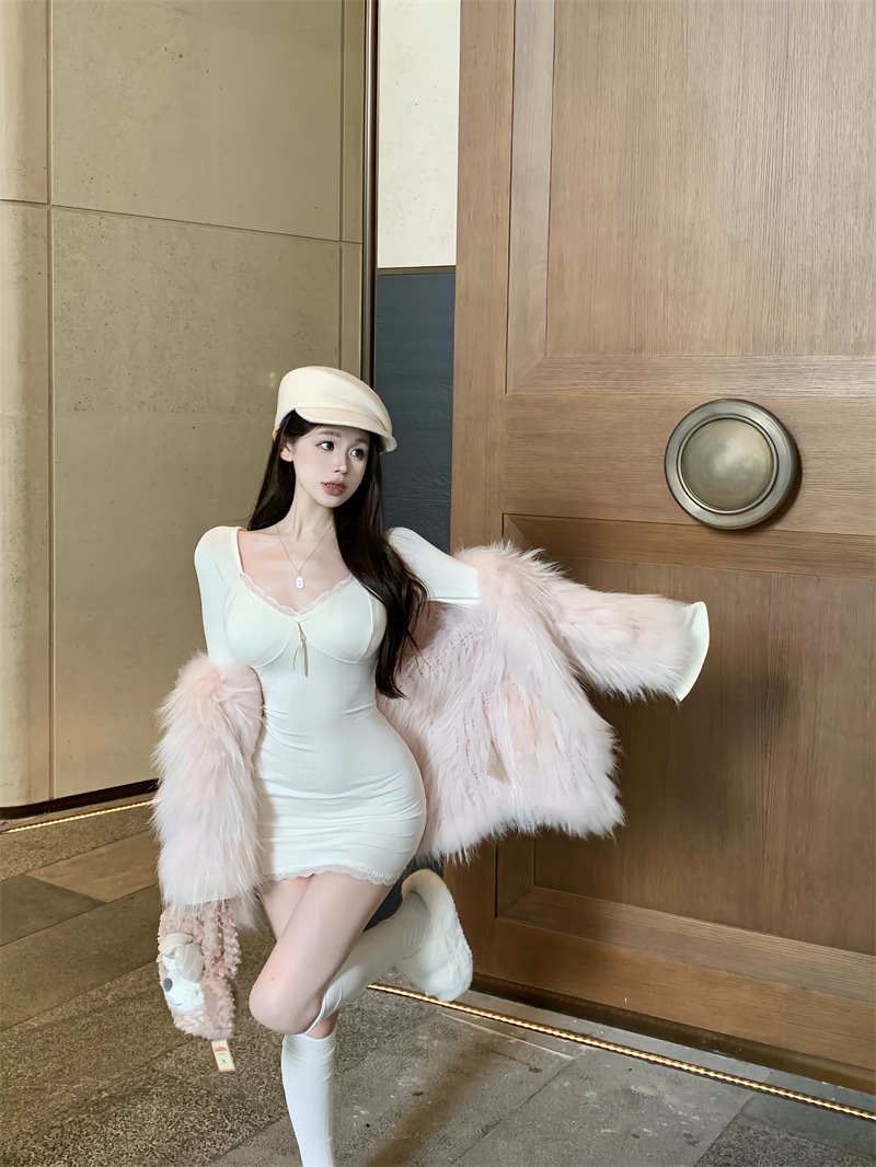 棕色性感v领长袖连衣裙女秋季蕾丝内搭小妈裙子紧身收腰包臀短裙详情11