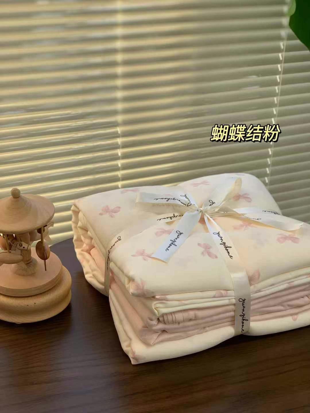 A set of three or four pieces with fresh small floral print double-layer yarn, pure cotton soft naked sleeping quilt cover and cartoon bedding pic 49