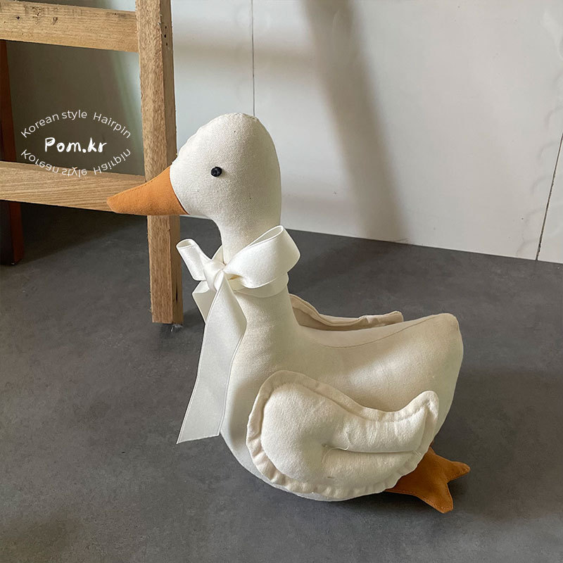 新款韩版可爱小鸭子娃娃大小号可蹲立棉麻儿童安抚玩具房间摆件物详情10