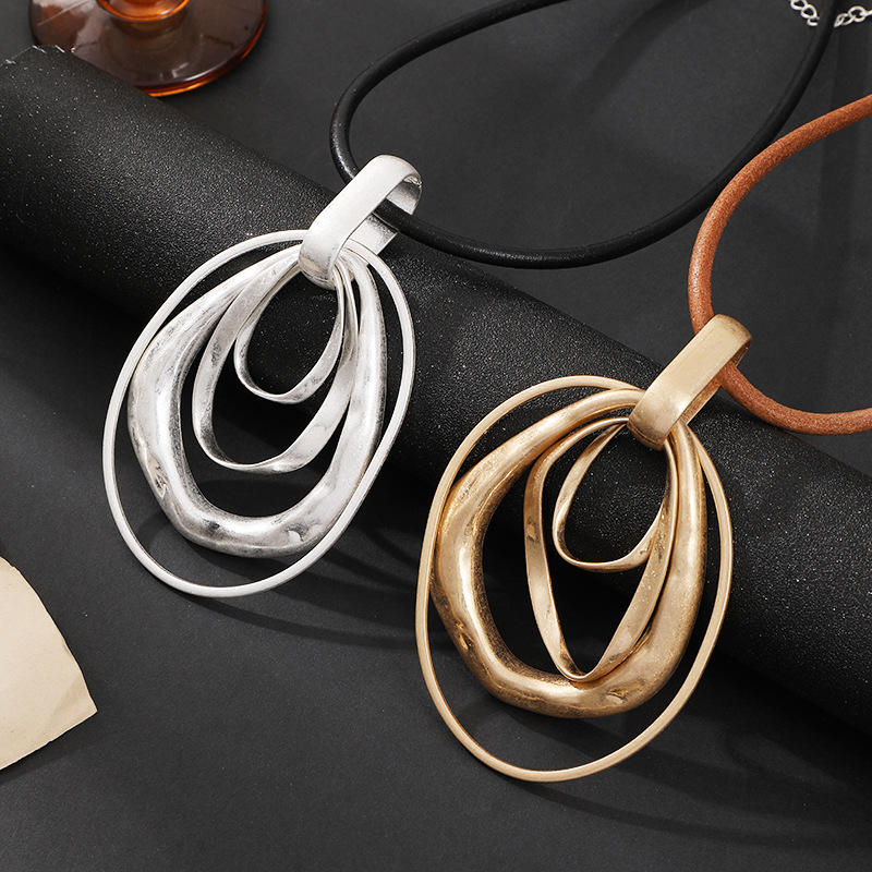 跨境亚马逊专供新款圆形吊坠短项链不规则多层复古时尚项饰锁骨链详情12