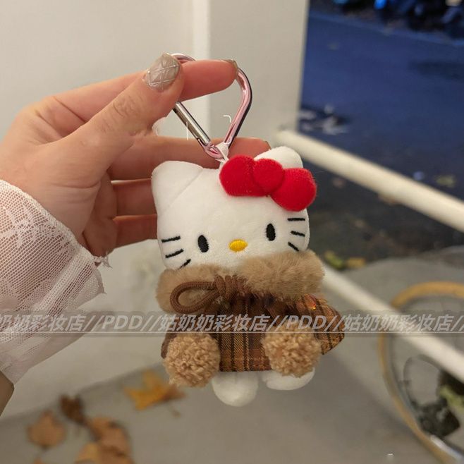 韩系ins斗篷hellokitty挂件可爱凯蒂毛绒公仔玩偶钥匙扣包包挂饰详情4