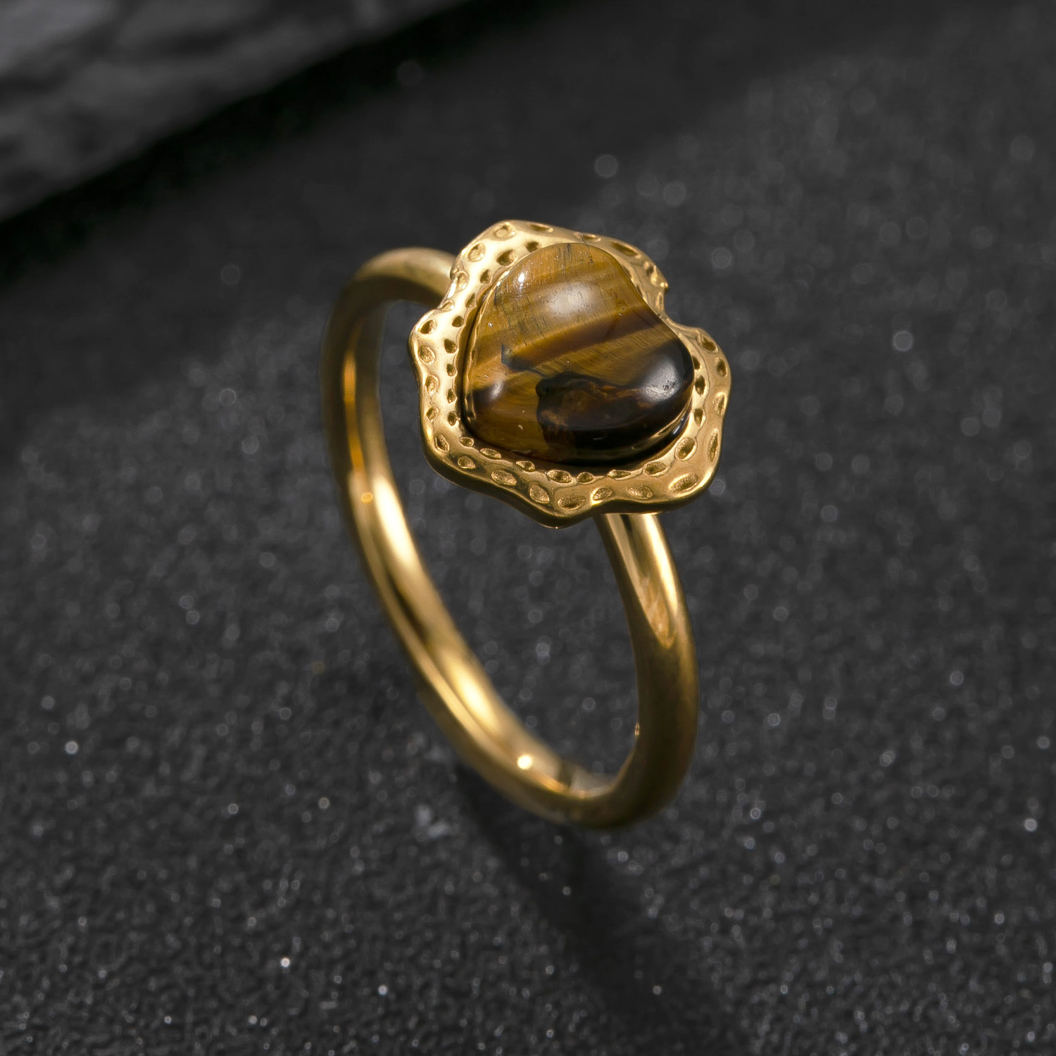 跨境不锈钢饰品焊牌不规则爱心镶天然石情侣对戒设计感钛钢戒指厂详情10