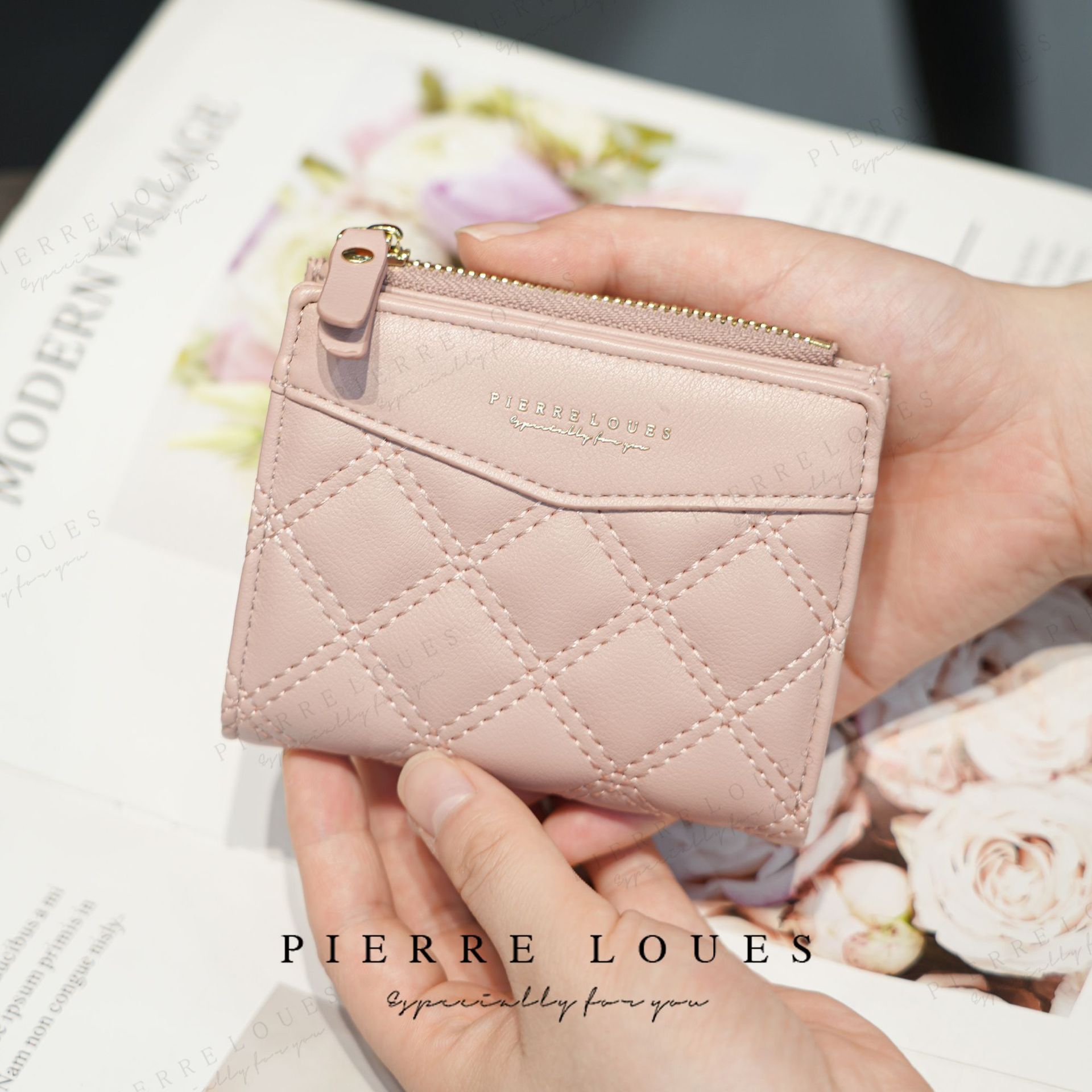 A fashionable new diamond-patterned student high-end wallet with a Korean InS-style short zipper and large capacity for women pic 4