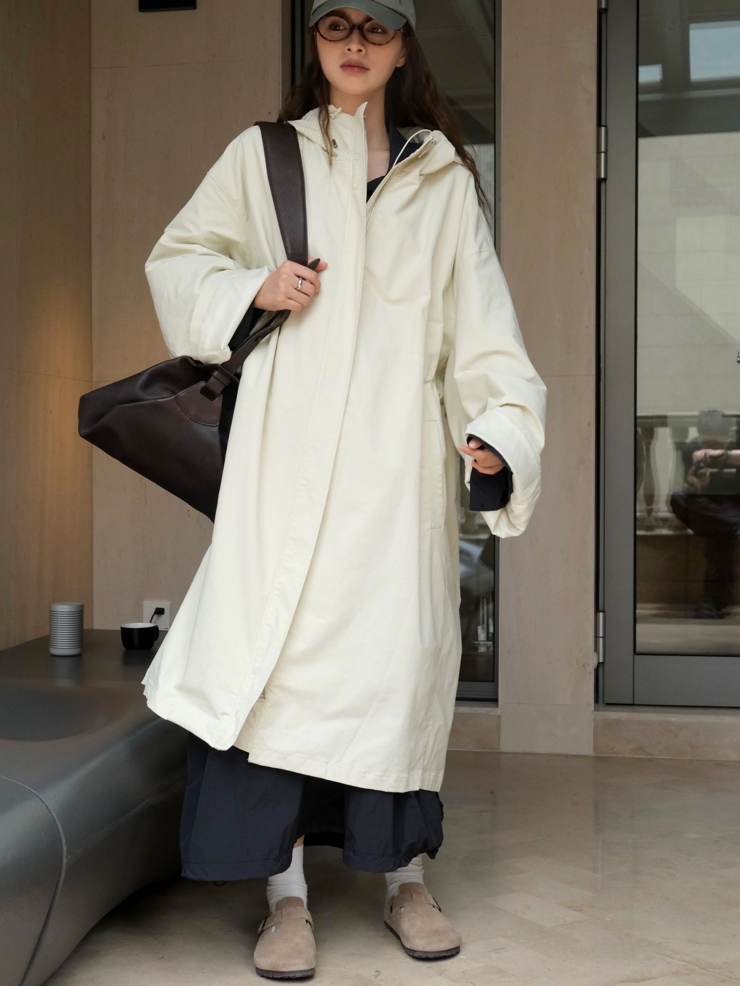 The new autumn Japanese-style outdoor street casual hooded silhouette windbreaker is a slimming and windproof long coat for women pic 40