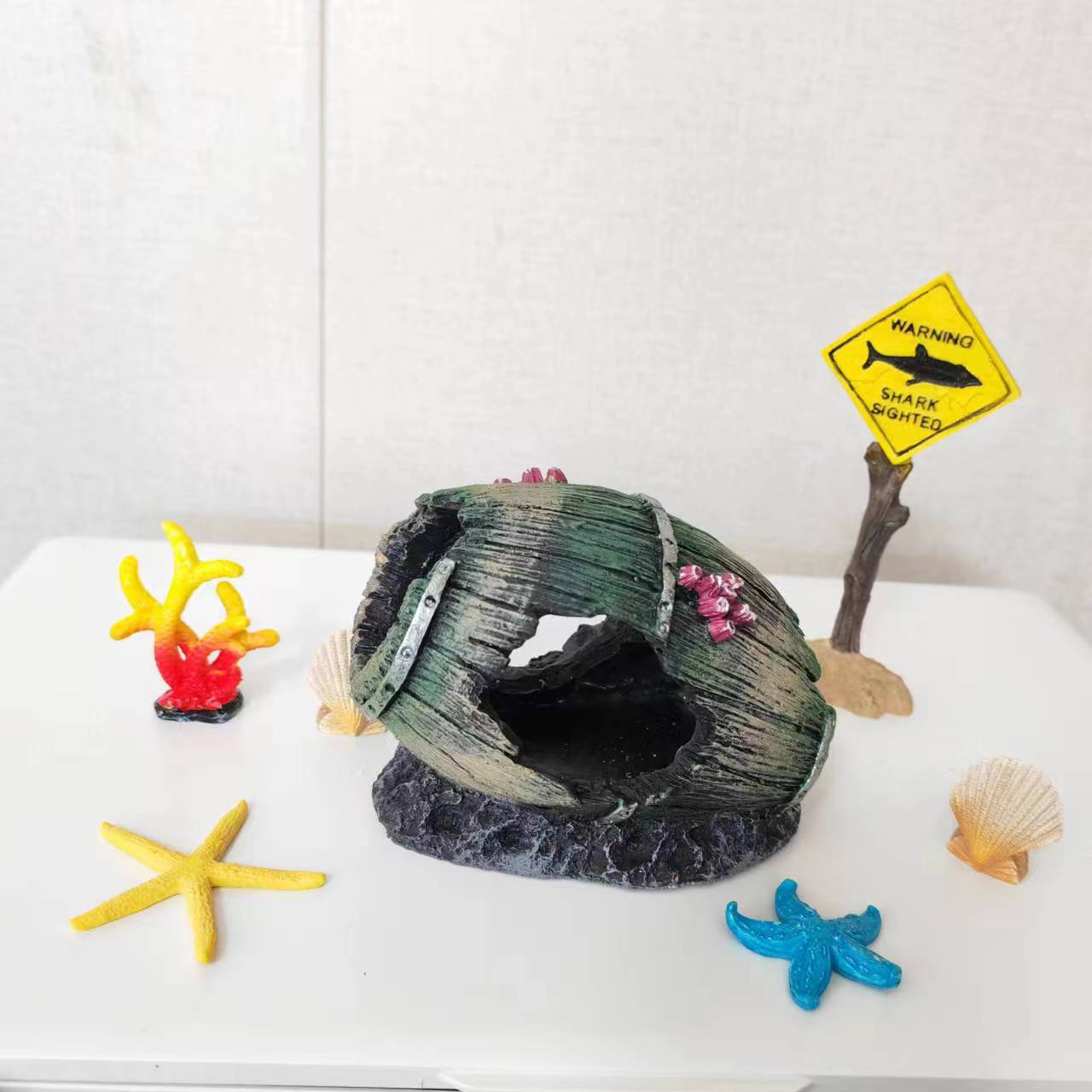 新款鱼缸装饰躲避洞穴水族箱摆设虾屋慈鲷虾窝躲藏屋空心仿真酒桶详情10