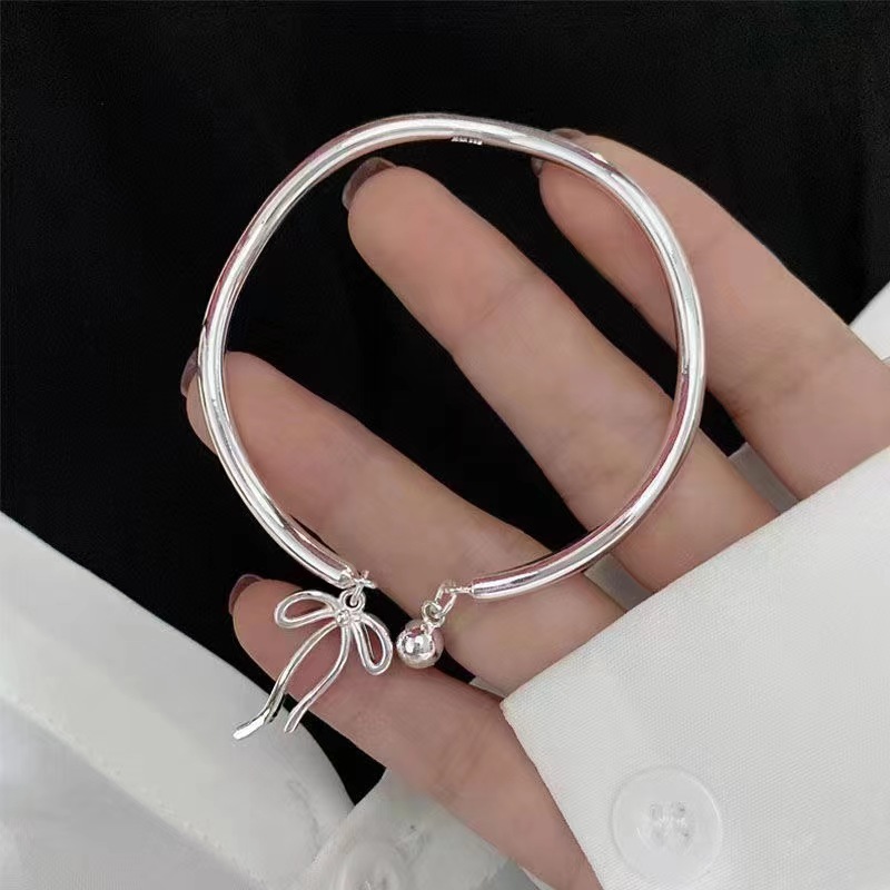 Bow bell bracelet, a niche and sweet princess on the run, a versatile Mobius 999 silver bracelet for best friends pic 2