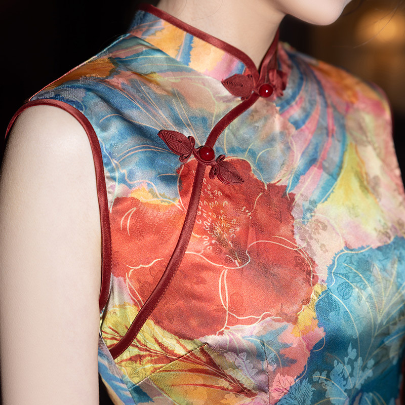A new Chinese-style Suzhou long cheongsam with a traditional Chinese style and a style of the Republic of China era, improved for young women with a high-end feel, summer with a fragrant cloud gauze pic 9