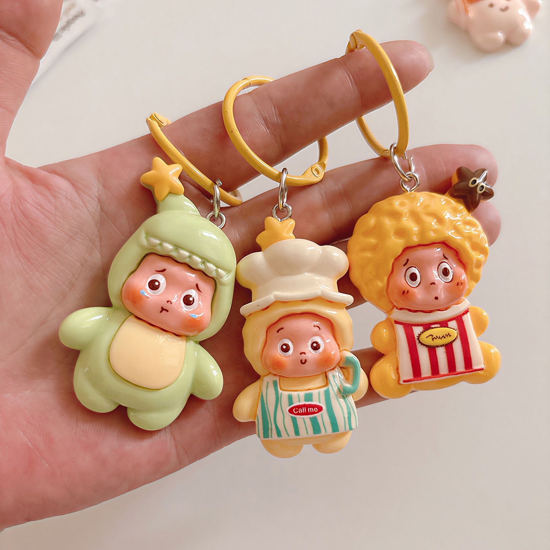 Cute large cartoon star character keychain pendant, creative bag pendant, backpack accessory, best friend and couple gift pic 6