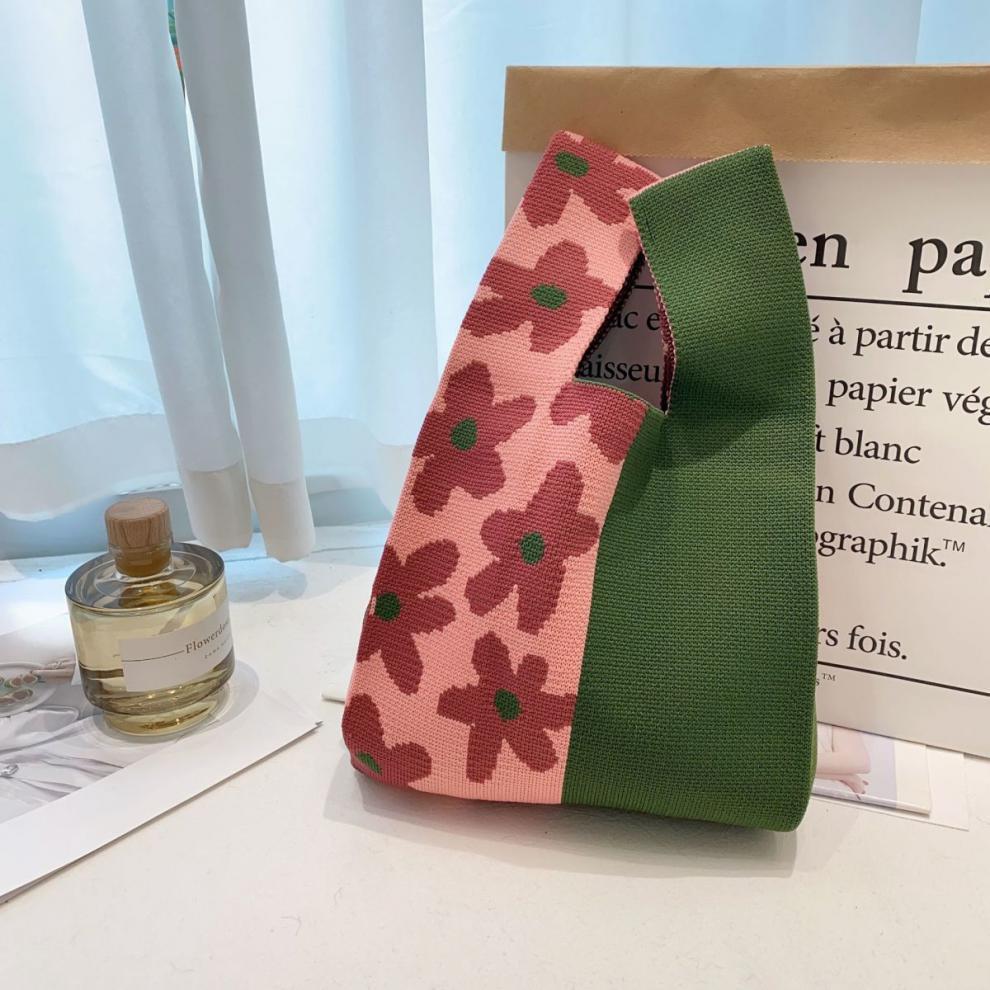 女士针织包多巴胺小包包手机包托特包针织包时尚卡通针织手提袋详情7